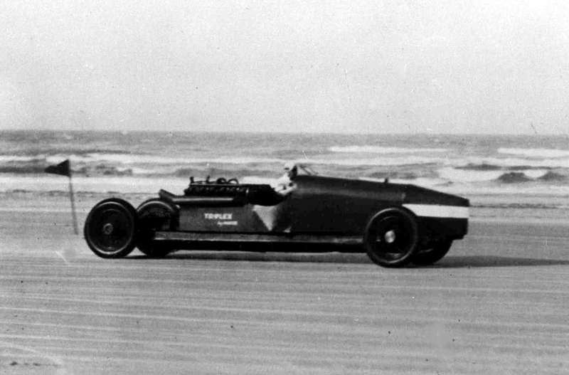 Illustration for article titled The Blazing Fast Evolution of Land Speed Record Cars